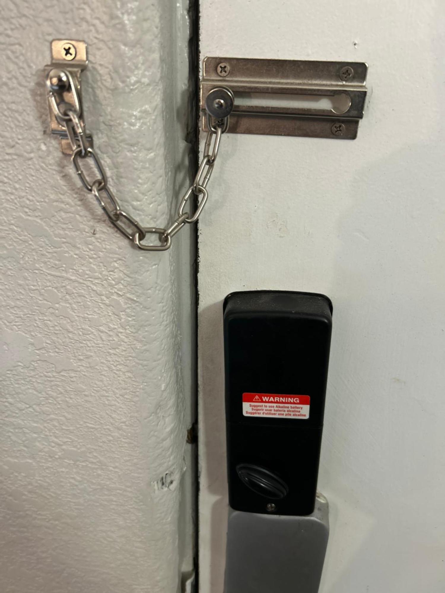 6 Hemet, Ca Hotel