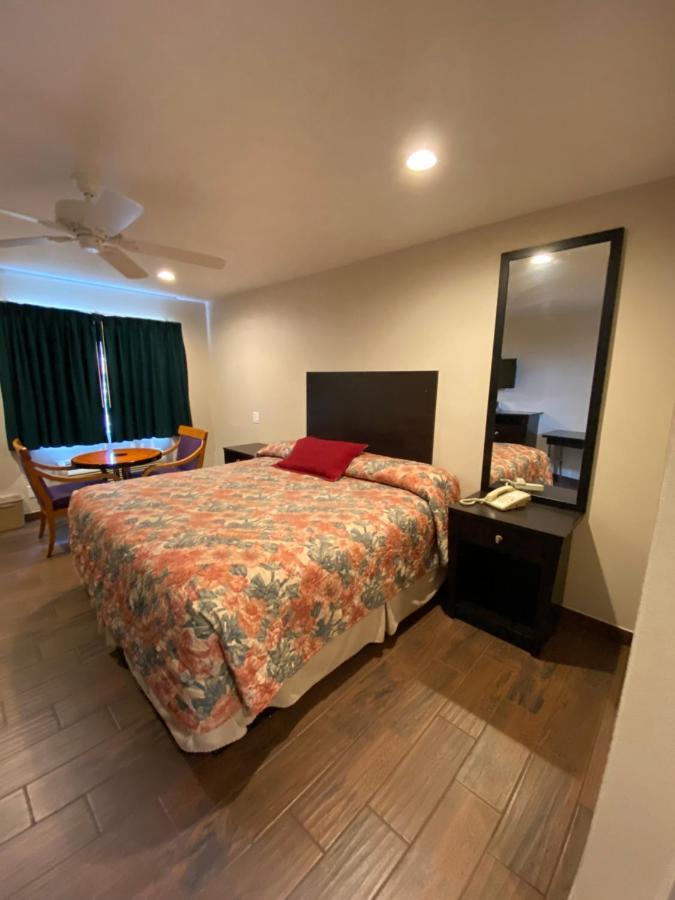 Hotel 6 Hemet, Ca