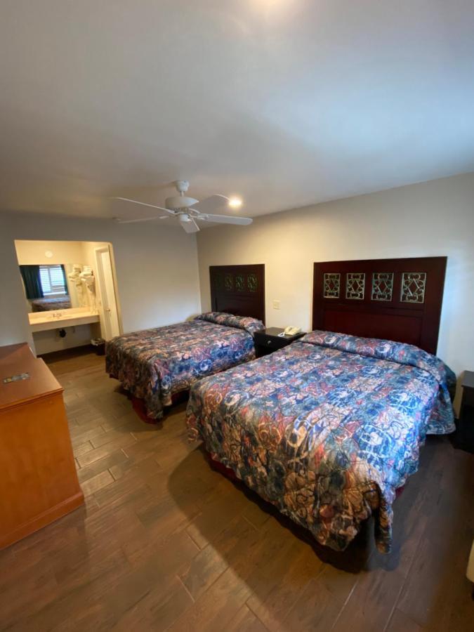 Hotel 6 Hemet, Ca