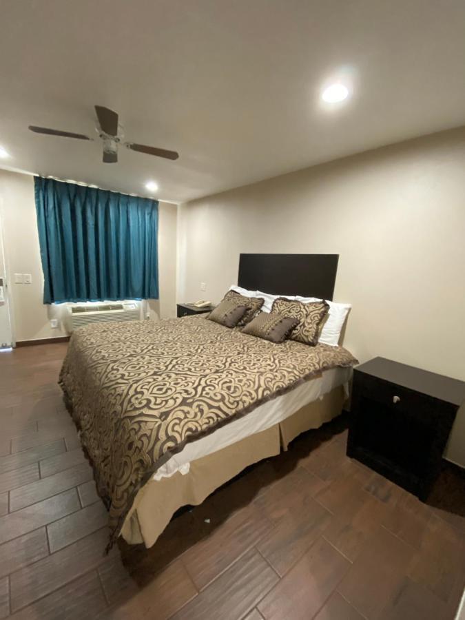 6 Hemet, Ca