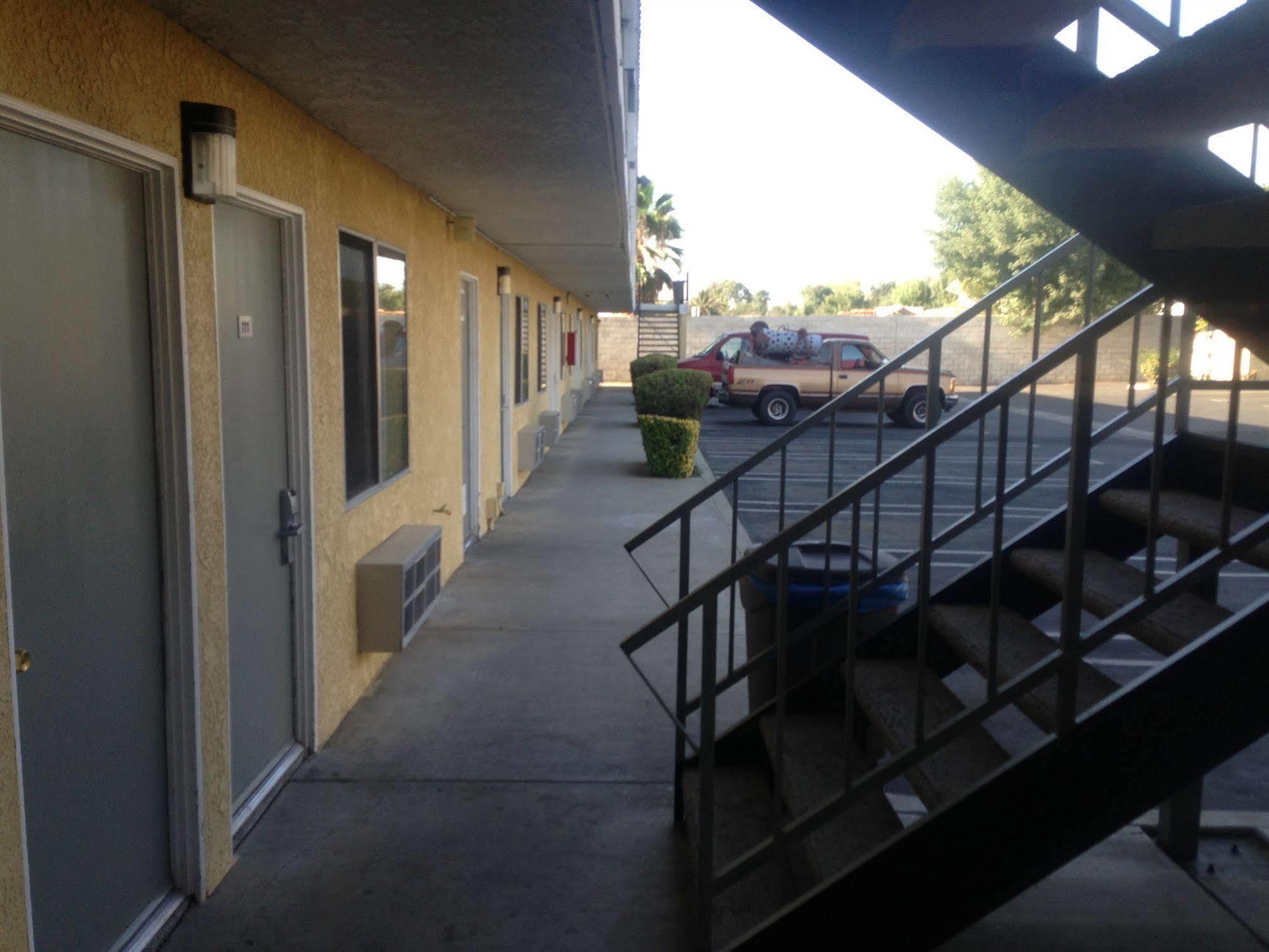 6 Hemet, Ca
