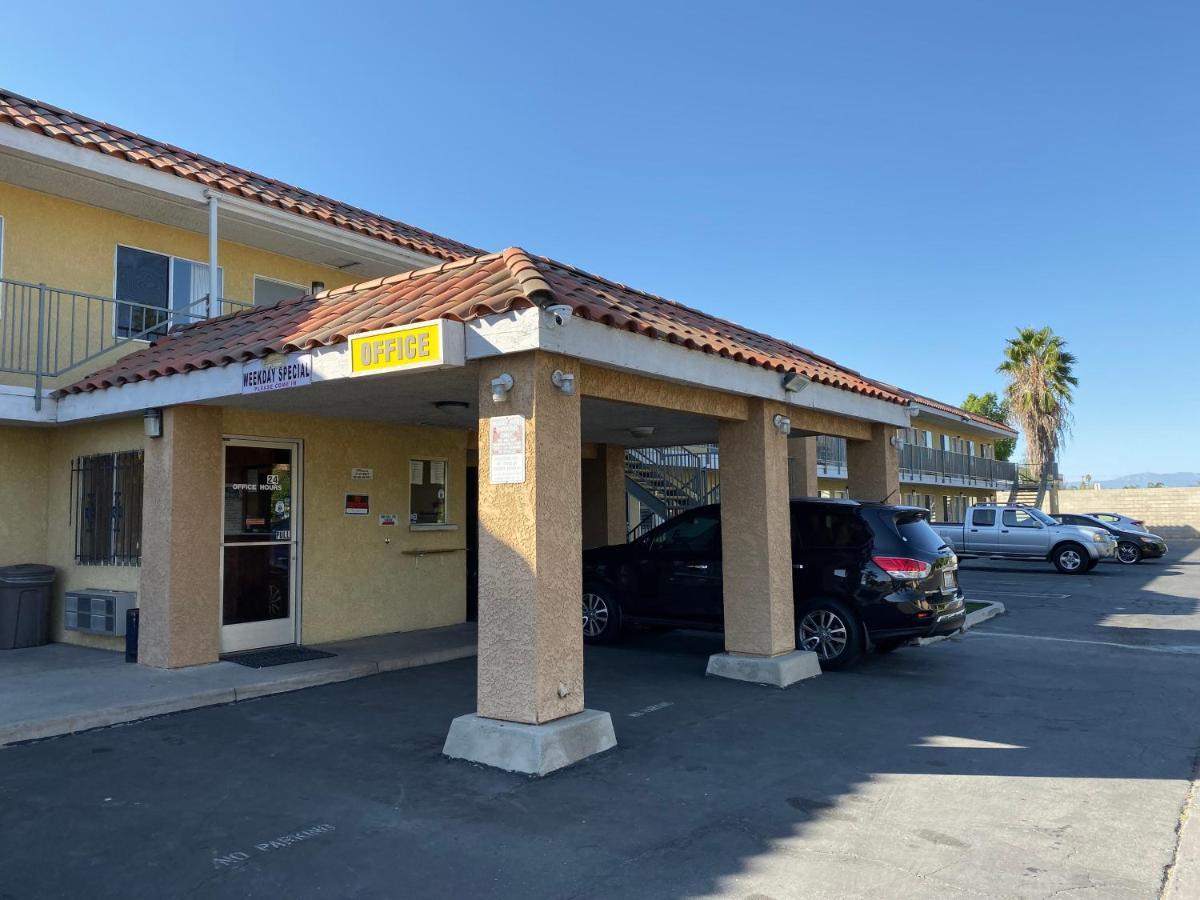 6 Hemet, Ca