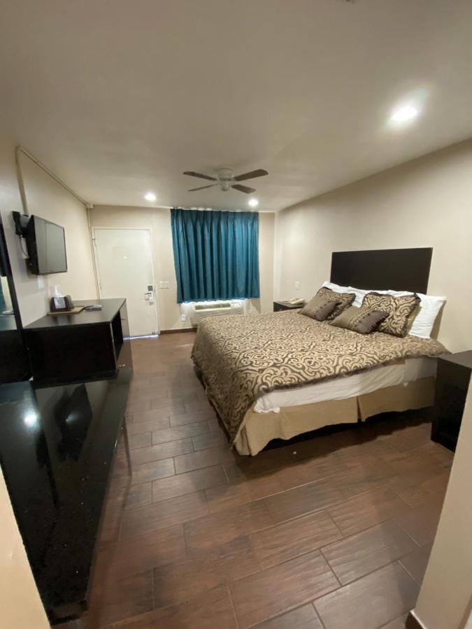 Studio 6 Hemet, Ca 2*
